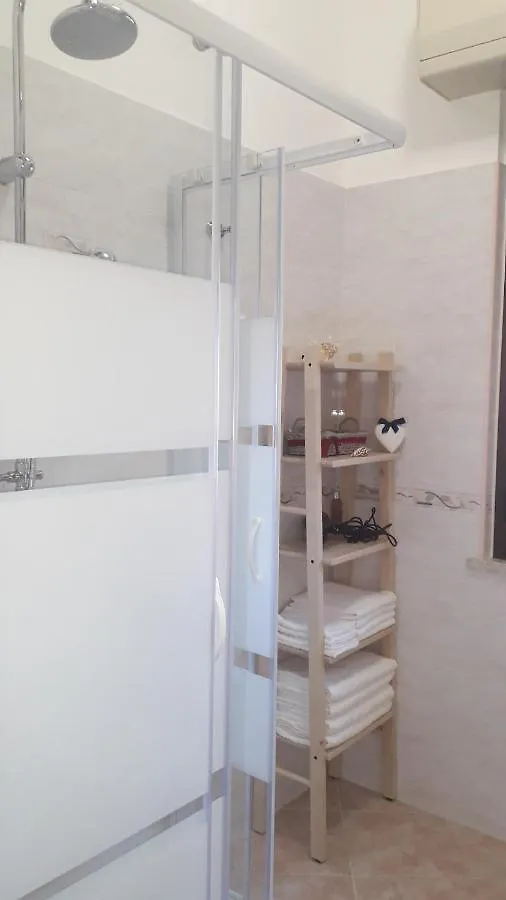 Villa Il Melograno تاورمينا