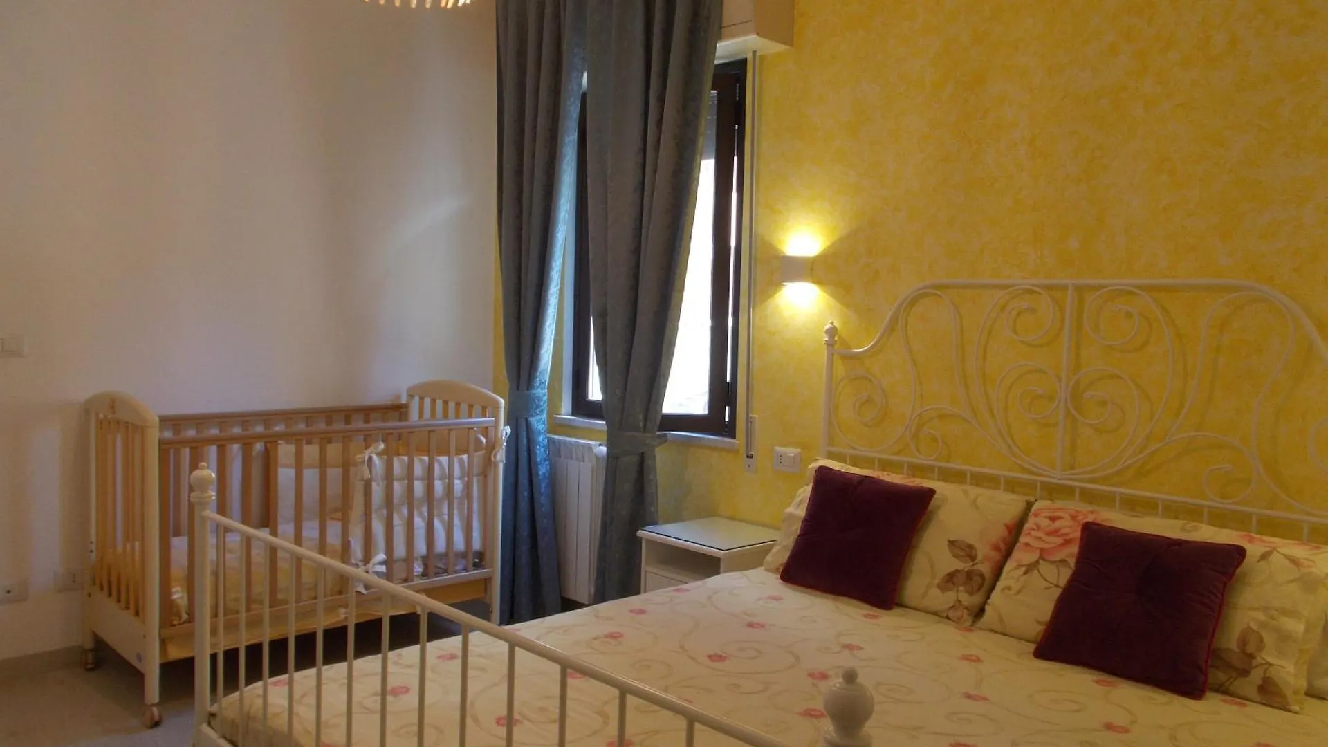 Villa Il Melograno تاورمينا 0*,