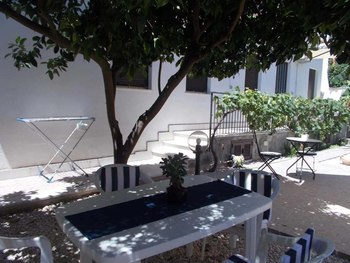 Villa Il Melograno タオルミーナ 別荘