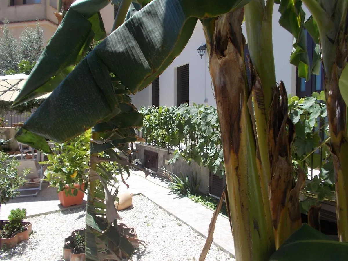 Villa Il Melograno タオルミーナ